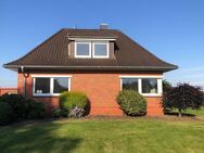 Schönes Einfamilienhaus zwischen den Obstbäumen - Steinkirchen (Niedersachsen)