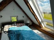 2,5-Zimmer-Maisonette inkl. 80 qm Dachfläche und Balkon in Porta Westfalica Hausberge-Lohfeld! - Porta Westfalica