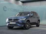 Volvo XC90, Momentum Pro B5 D AWD, Jahr 2021 - München