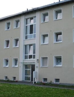 DREI-ZIMMER-WOHNUNG MIT BALKON IN GEVELNDORF - Lüdenscheid