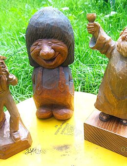 Geschnitzte Figuren (Andy Scott) - München Maxvorstadt
