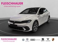 VW Polo, 1.0 TSI R-Line BeatsAudio Rear-View, Jahr 2024 - Köln