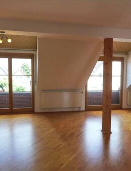 LICHTDURCHFLUTETE UND GROSSE MAISONETTEWOHNUNG - Salem (Baden-Württemberg)