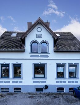 Freistehendes Einfamilienhaus anno 1905 mit tollem Garten in Detmold - Detmold