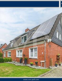 Wohnen in Bestlage: Doppelhaushälfte mit moderner Küche, Photovoltaik und Garten - Emden