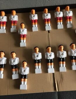 TISCHFUßBALL ERSATZFIGUREN *NEU* -2 KOMPLETTE MANNSCHAFTEN- - Großostheim
