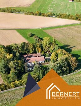 Rarität: Großzügiges Anwesen in seltener Alleinlage - über 8.000 m² Grund mit zwei Wohnhäusern - Lichtenfels (Bayern)