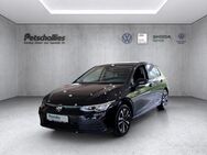 VW Golf, 1.5 United eTSI, Jahr 2021 - Hamburg