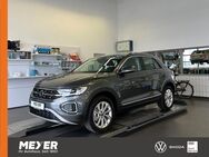 VW T-Roc, 1.5 TSI Style, Jahr 2024 - Tostedt