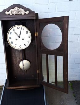 2 Große Regulator (Wand-Uhr) mit Schlag und Pendel & siehe die Fotos - Meckenheim