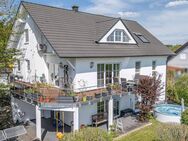 PROVISIONSFREI* - Einfamilienhaus mit Einliegerwohnung, unverbaubare Ortsrandlage in Tiefenbach - Tiefenbach (Landkreis Landshut)