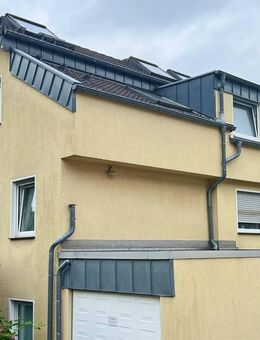 Raus aus dem Trubel :) Große 2½ R.-Maisonette mit Balkon & Garten-Mitbenutzung in Stadtwald - Essen