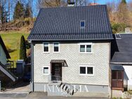 Einfamilienhaus in Suhl Goldlauter mit Garten, Kamin, Garage - Suhl