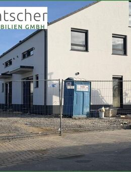 Zur Miete: Moderne Doppelhaushälfte - 02/26 bezugsfertig - mit Garten - Carport in Odenthal-Blecher - Odenthal