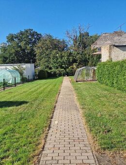 Freistehendes Einfamilienhaus mit großzügigem Garten - Aken (Elbe)