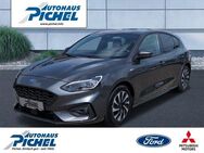 Ford Focus ST-Line LED+B&O+DAB+EASY PARKING Navi LED Kurvenlicht Apple CarPlay Android Auto - Rochlitz