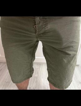 Shorts in XL zu verkaufen - Frankfurt (Main)