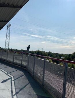 2 - Zimmerwohnung mit einladender Dachterrasse - Hamburg