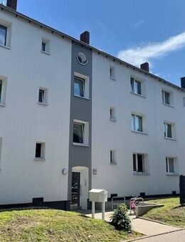 Auf gute Nachbarschaft: individuelle 2-Zimmer-Wohnung - Brühl (Nordrhein-Westfalen)