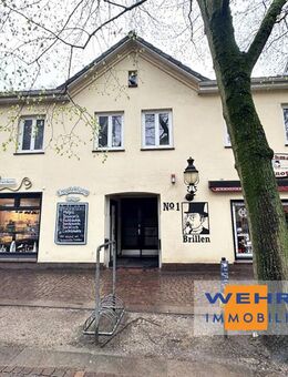 Courtagefrei: Mitten im Stadtzentrum - zwei Gewerbe-Einheiten und eine großzügige Wohnung - Ahrensburg