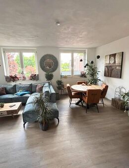 Großzügige 3-Zimmer-Wohnung mit Balkon in zentraler Lage von Emlichheim - Emlichheim