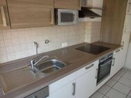 Ruhige zentrale helle 3 Zi.-Whg. mit Dusch-Bad, Einbauküche und Kfz.-Platz in der Nähe vom Bahnhof! - Hameln