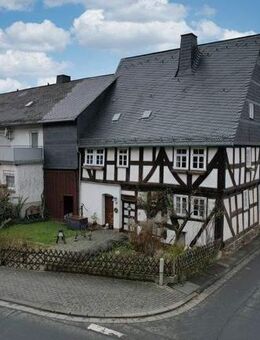Einzigartiges Fachwerkhaus mit zeitlosem Charme - provisionsfrei - Herborn (Hessen)