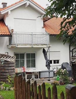 Doppelhaushälfte mit zwei Wohneinheiten, gut vermietet für Kapitalanleger - Kempten (Allgäu)