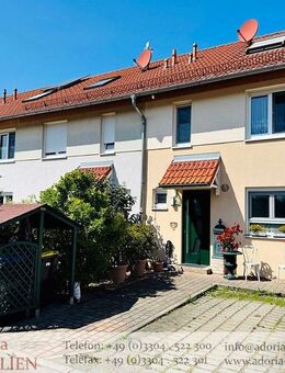 Sehr gepflegtes Reihenmittelhaus mit Wintergarten und Ausblick aufs Feld in beliebter Wohnsiedlung - Oberkrämer