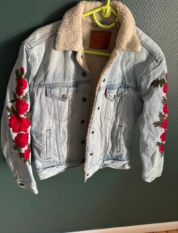 Gefütterte Levis Jeansjacke XS - Wincheringen