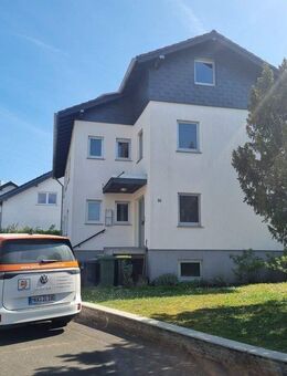 Für Eigennutzer und Kapitalanleger: Großzügiges Zweifamilienhaus in Nidderau-Windecken - Nidderau