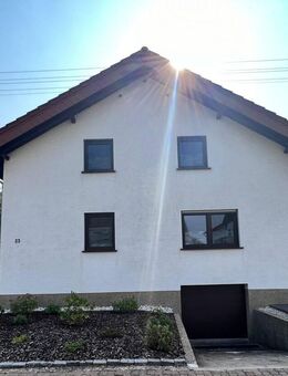 Sehr gepflegtes Einfamilienhaus in ruhiger Lage mit Garten, Garage und Carport in Rimlingen - Losheim (See)