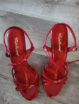 Rote Lack High Heels - Bremen