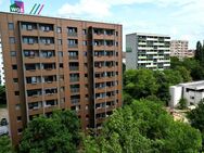 Helle, schöne Wohnung in einem neu sanierten Haus mit einzigartigem Balkonblick über Halle bis ins Mansfelder Land - Halle (Saale)