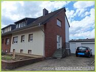 1-2 Familienhaus mit Garage in gefragter Lage - Grevenbroich