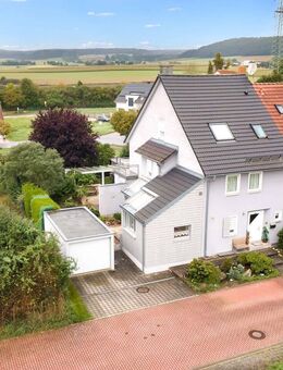 Geräumige Doppelhaushälfte in Rothenstadt mit hochwertiger Ausstattung, Garage, Garten und Terrasse - Weiden (Oberpfalz)