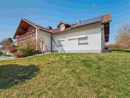 Großzügiges und gepflegtes Zweifamilienhaus mit viel Platz, Komfort und Möglichkeiten! - Hutthurm