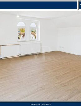 Charmantes Dachgeschoss-Flair: Stilvoll und kernsaniert - Amorbach