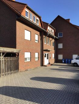 Gemütliche 3 Zimmer-Dachgeschosswohnung mit Balkon im Herzen von Vechta - Vechta