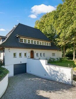 Eleganz trifft Geschichte - Exklusive Villa in Hochkamp - Hamburg