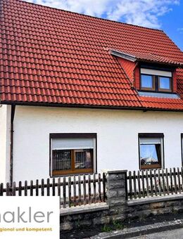 Familienfreundliches Zweifamilienhaus in ruhiger Lage - Ihr neues Zuhause in Untersteinach wartet! - Untersteinach