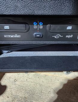 Case, Doppel CD Player, Mischpult mit Beleuchtung - Ebersberg Zentrum