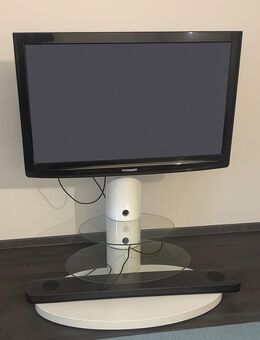 stylische TV Halterung mit Beleuchteten Glasböden - Kaltenkirchen