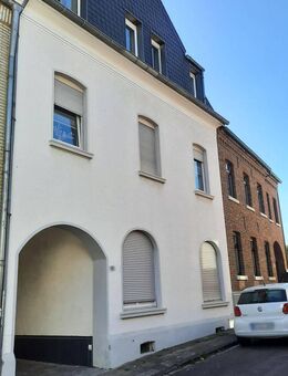 Kapitalanleger aufgepasst! Aufwendig saniertes Mehrfamilienhaus in Baesweiler-Oidtweiler! - Baesweiler