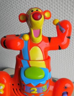 Vtech-Disney-Fröhliche Hüpfrassel,Batteriebetrieb - Linnich