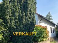 Wohnglück x Gartenglück = Lebensglück Stilvolles Einfamilienhaus mit Loftcharakter - Feucht