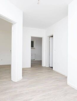 ***6,3% Rendite & Neu sanierte Wohnung!!! Der Knaller*** - Lappersdorf