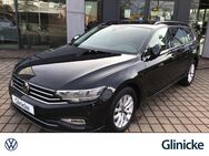 VW Passat Variant, 1.5 TSI Business, Jahr 2022 - Witzenhausen