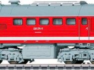 Märklin Diesellokomotive Märklin Diesellokomotive Baureihe 220 - 39201, Spur H0, Made in Europe