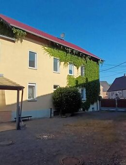 Vielseitiges Grundstück mit Wohn-, Gewerbe- und Ausbaumöglichkeiten - Ideal für Tierliebhaber! - Bennewitz